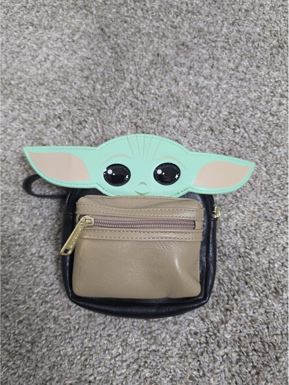Disney Star Wars Loungefly Grogu Mandalorian Baby Yoda Wristlet Belt Bag